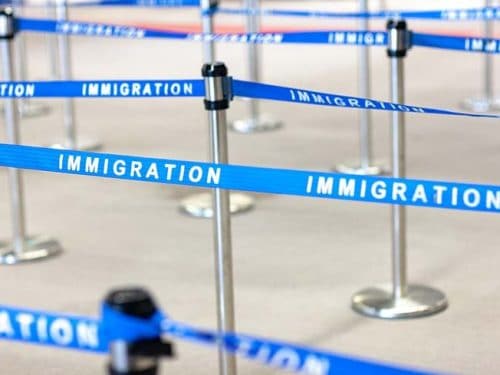 Fachkräfteeinwanderungsgesetz: Kann es personellen Engpässen in Unternehmen entgegenwirken?