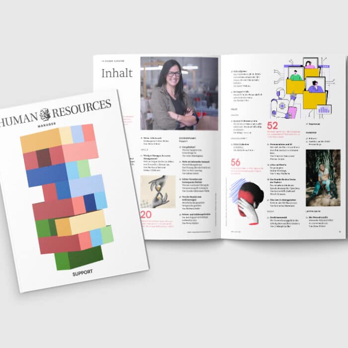 Mockup einer Zeitschrift über Personalwesen mit buntem Cover und Innenseiten, die Inhalte und Bilder zeigen.